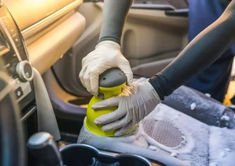 Professional Cleaning Services In Corner Baridi